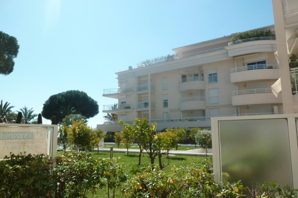 Stunning 2 Bed, 2 Bath Apt On The Cannes Sea Front Has Swimming Pool And Is A Secure Modern Building 464 Экстерьер фото
