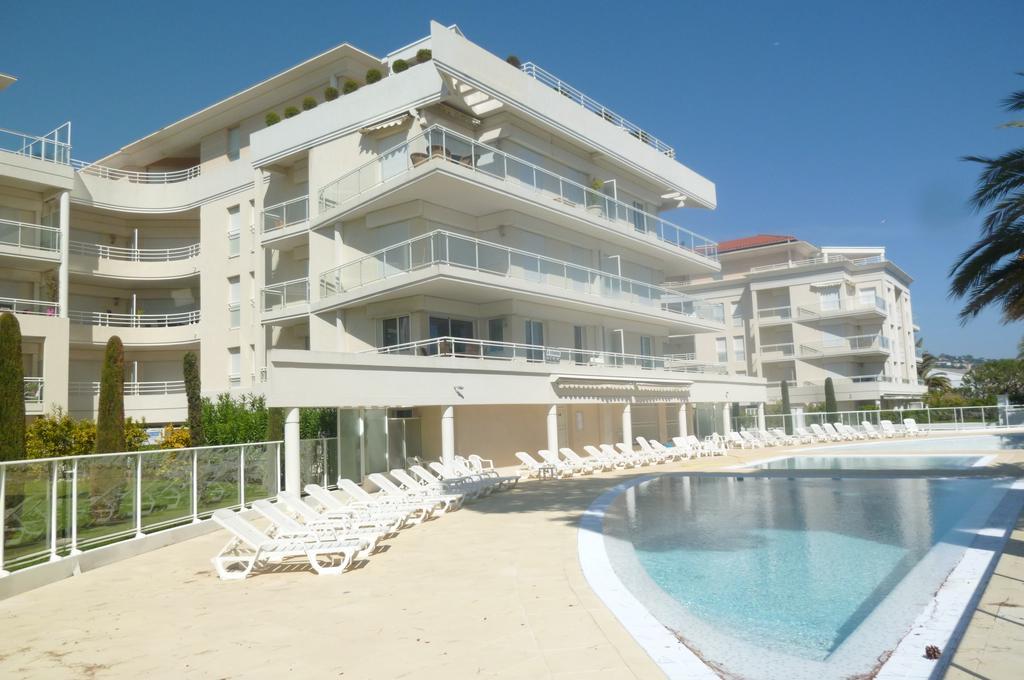 Stunning 2 Bed, 2 Bath Apt On The Cannes Sea Front Has Swimming Pool And Is A Secure Modern Building 464 Экстерьер фото