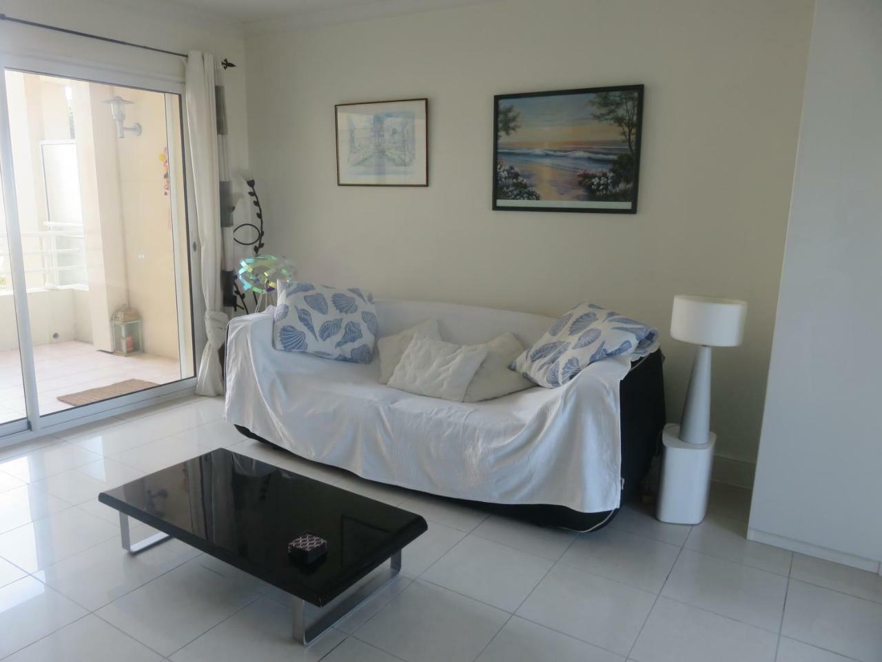 Stunning 2 Bed, 2 Bath Apt On The Cannes Sea Front Has Swimming Pool And Is A Secure Modern Building 464 Экстерьер фото